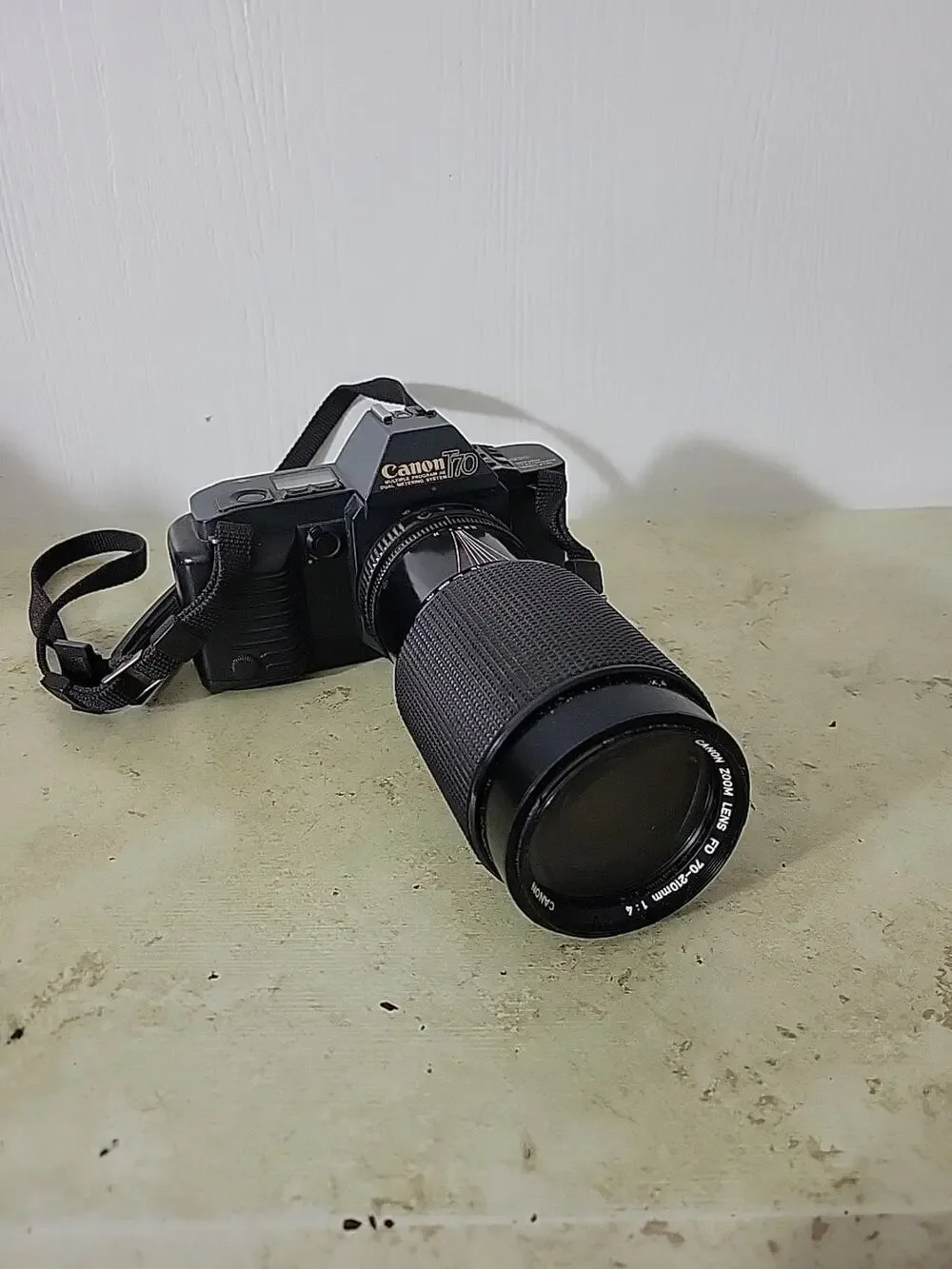 Canon T70 35mm SLR Camera with 70-210mm Lens Power Tested